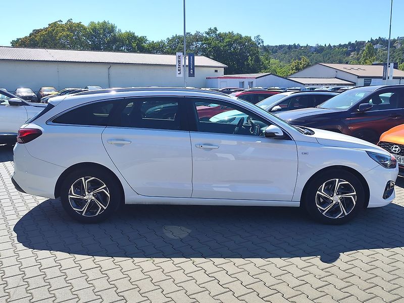 Hyundai i30 1.5 T-GDI/117kW Smart - fotka 4 z 34