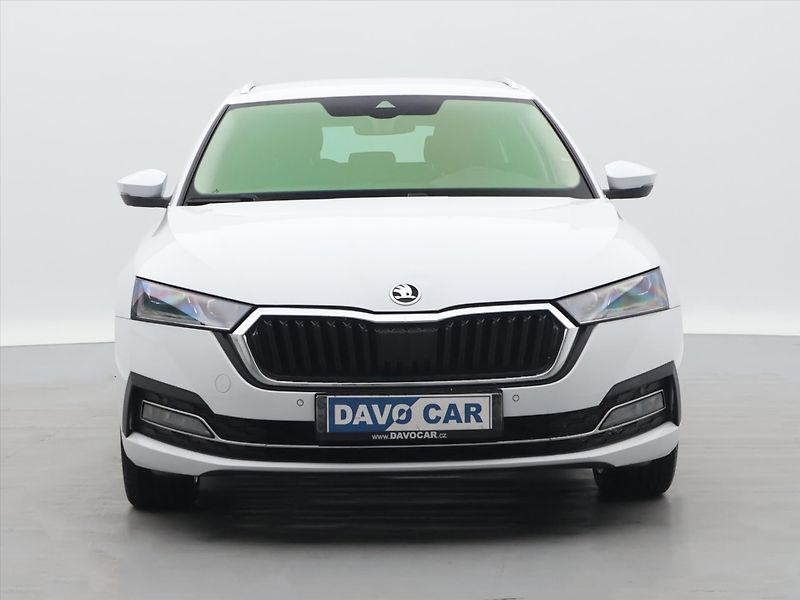 Škoda Octavia 2,0 TDI 110kW CZ Style Matrix - fotka 2 z 34