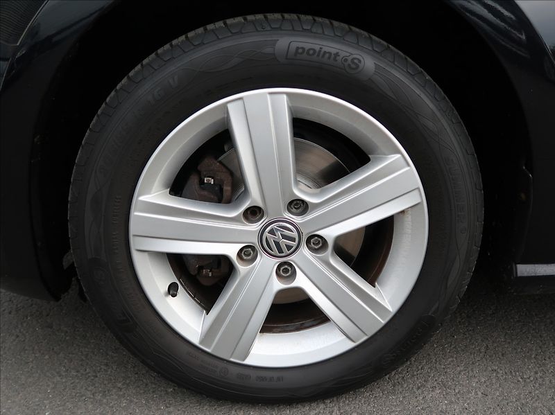 Volkswagen Golf 1,4 TSi,103kW,1majČR,Aut.klima - fotka 22 z 23