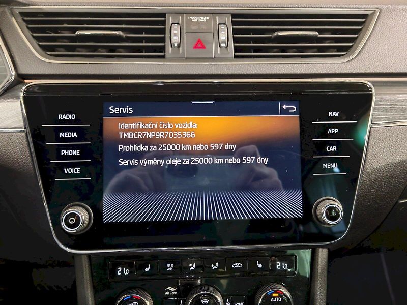 Škoda Superb (2024) 2.0 TDI 147 kW DSG 4x4 Style - fotka 15 z 31