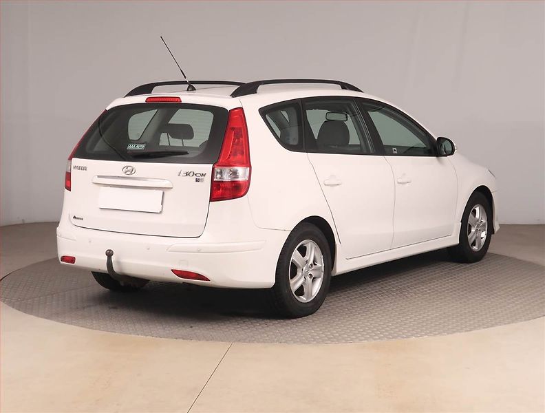 Hyundai i30 (2012) 1.6 CVVT, Tempomat - fotka 5 z 15