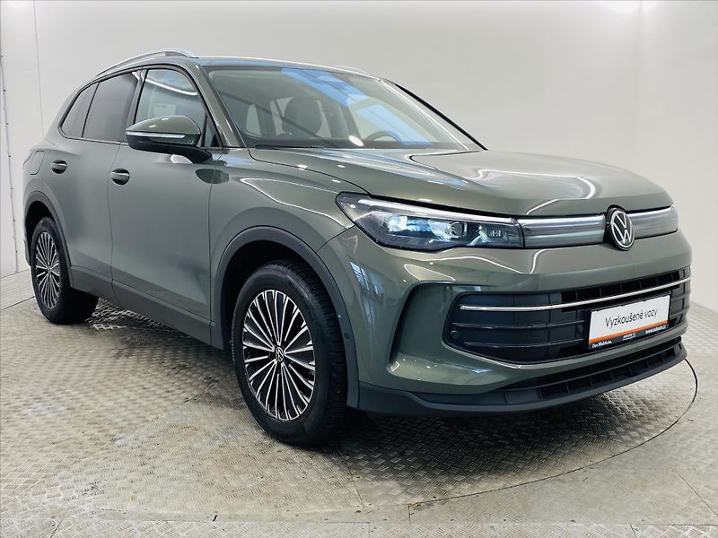 Volkswagen Tiguan 1,5 eTSI DSG 110 kW Life - fotka 25 z 25