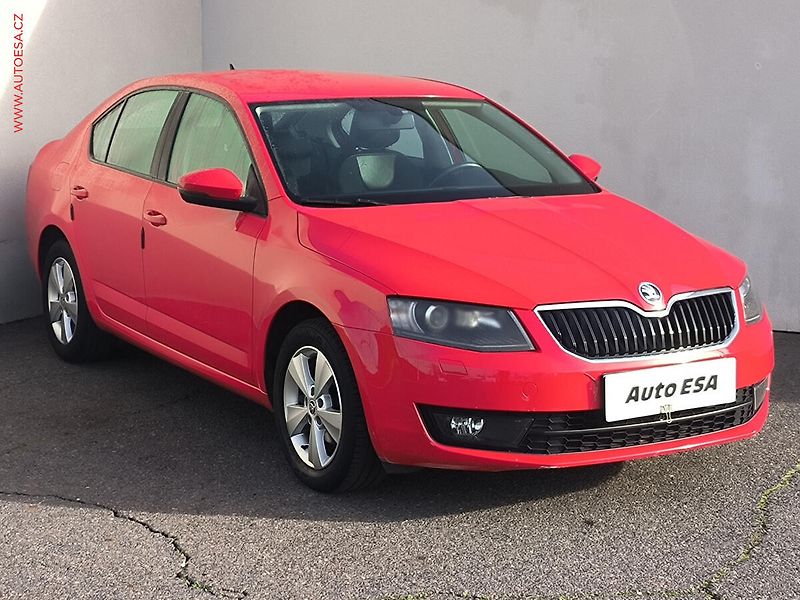 Škoda Octavia (2015) 1.6 TDi, ČR, Style, DSG - fotografie inzerátu