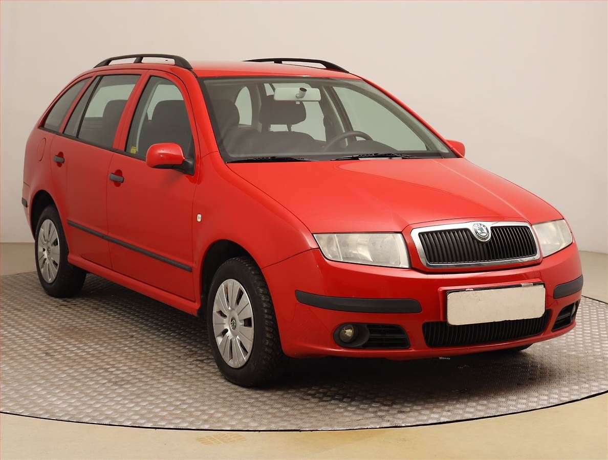 Škoda Fabia Ambition 1.2 12V, ČR,1.maj