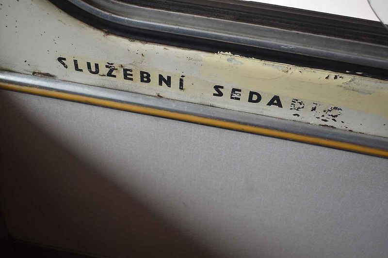 Tomuto autobusu je přesně padesát let. A je zcela původní