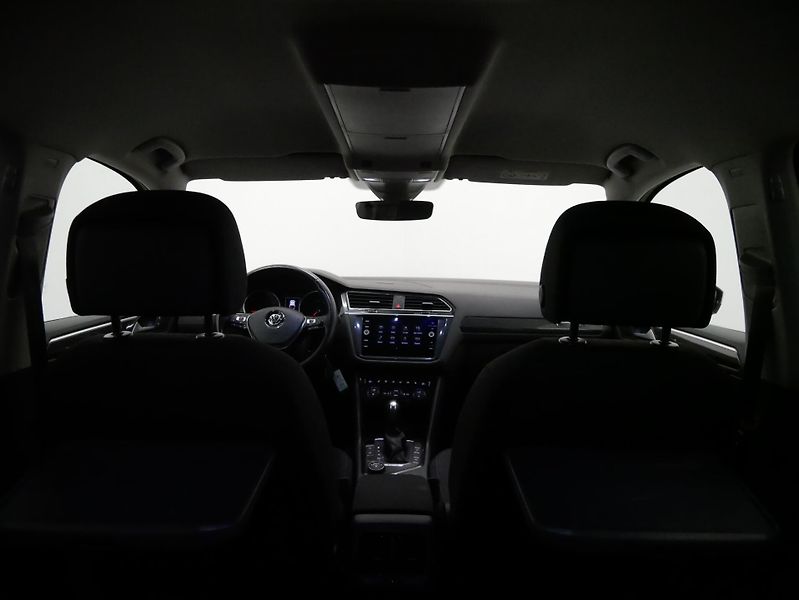 Volkswagen Tiguan Allspace - fotka 27 z 35