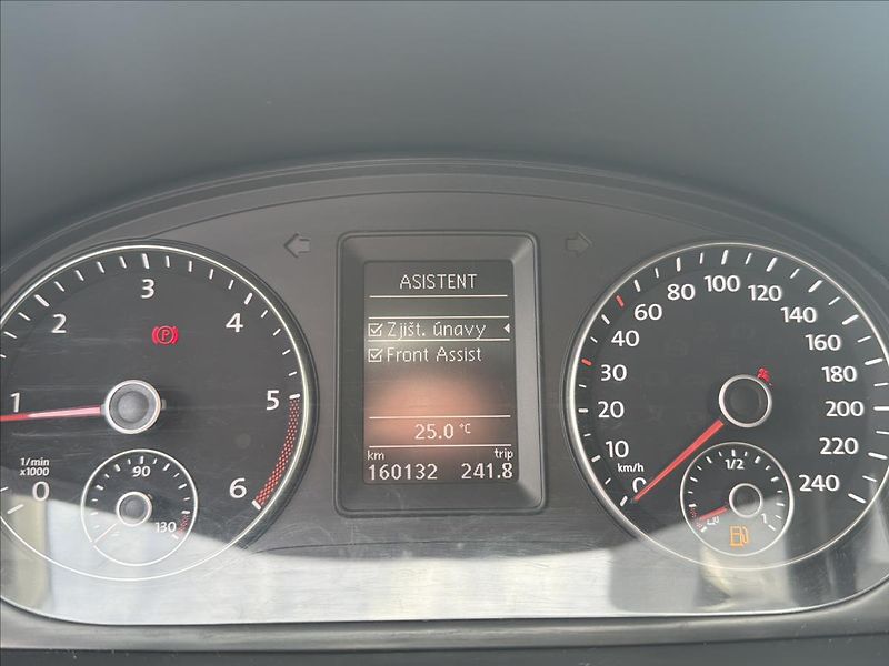 Volkswagen Caddy 2,0 TDi 75 Kw MAXI tažné NAVI - fotka 21 z 27