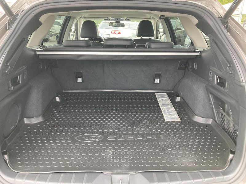 Subaru Outback (2021) 2,5i CVT Touring * ZÁRUKA * - fotka 15 z 18
