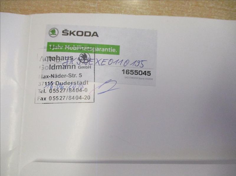 Škoda Octavia 2,0 TDI RS, DSG,serviska,navi, - fotka 32 z 42