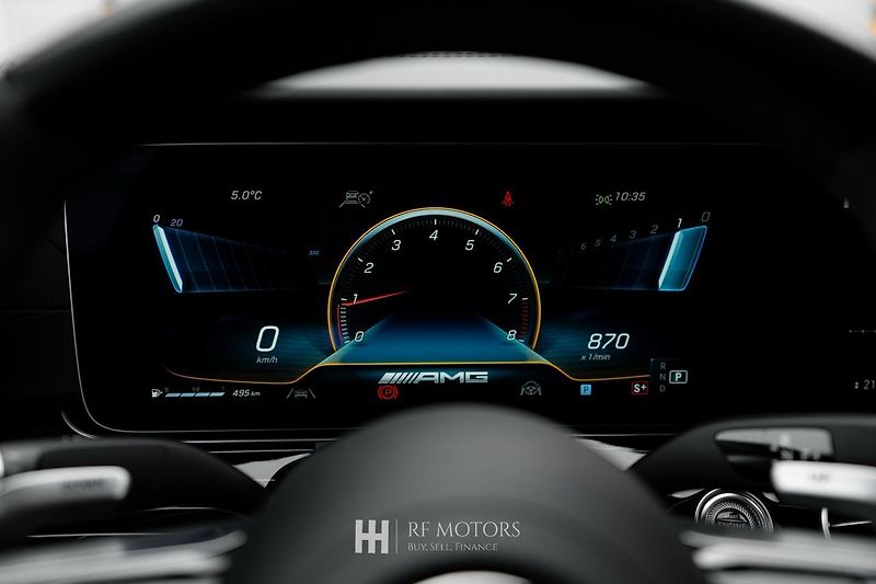 Mercedes-Benz Třídy E (2022) AMG E63 S 4MATIC 450kW - fotka 45 z 56
