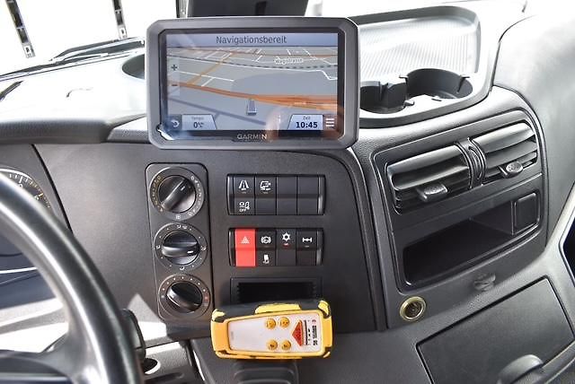 Mercedes-Benz Atego 1230 4x2 skříň s čelem - fotka 10 z 17