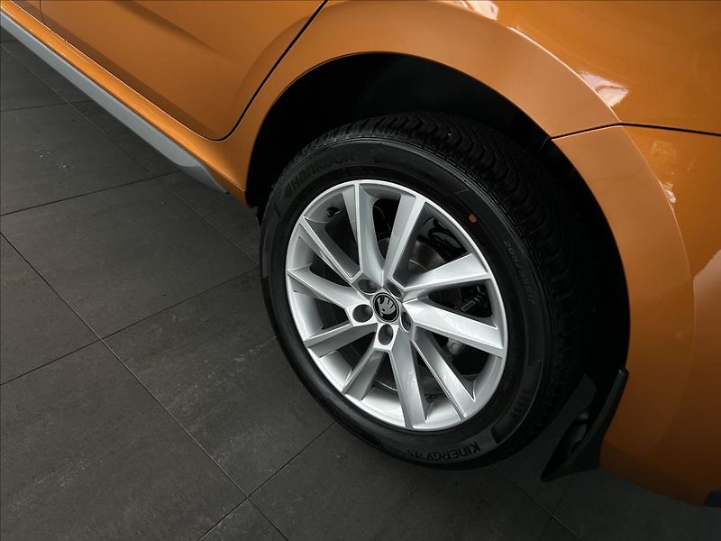 Škoda Kamiq 1,0   TSI85kW,1.MAJITEL,ČR,FIR - fotka 32 z 35