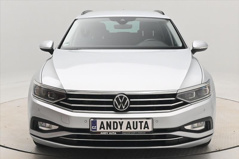 Volkswagen Passat 2,0 TDI 110kW DSG Business Zár - fotka 2 z 31