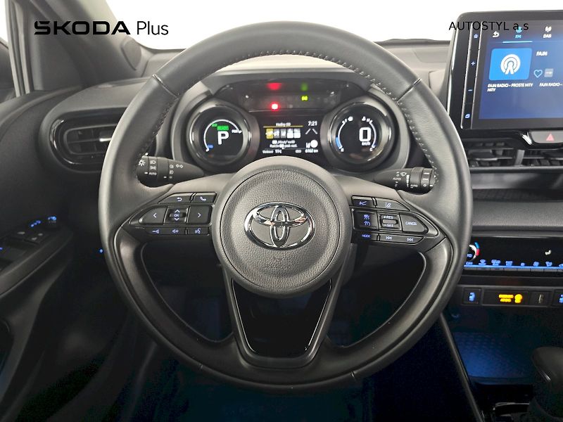 Toyota Yaris (2024) 1.5HEV 116k e-CVT SELECTION ST - fotka 5 z 27