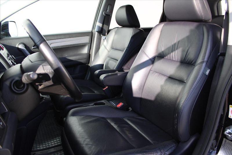 Honda CR-V 2.0i-VTEC 4x4 A/T EXECUTIVE ČR - fotka 10 z 20