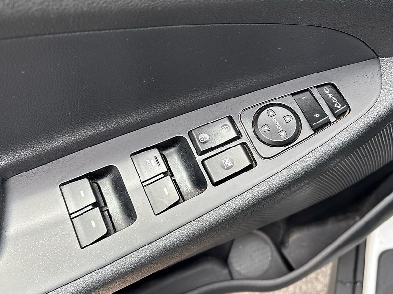 Hyundai Tucson (2017)  1.7 CRDI 85kW Czech Edition 4 - fotka 14 z 25