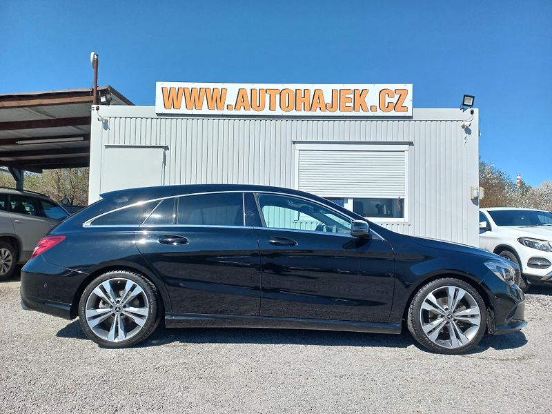 Mercedes-Benz CLA (2018) 180 - fotka 1 z 20