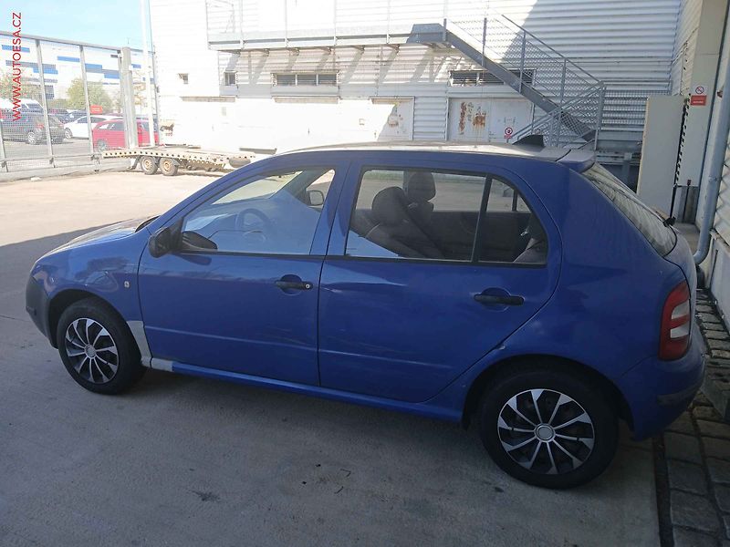 Škoda Fabia (2002) 1.4 Mpi - fotka 2 z 3