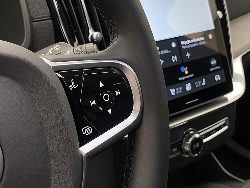 Volvo XC90 (2026) T8 AWD Plug-in BRIGHT PLUS 7m - fotka 28 z 83