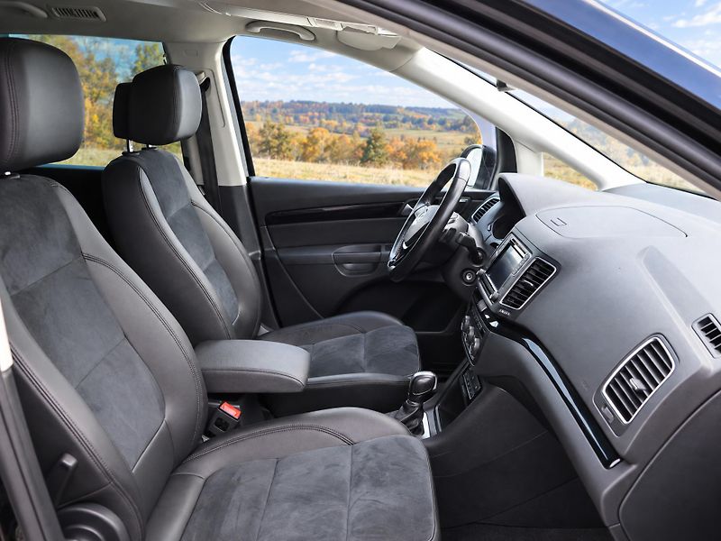 Volkswagen Sharan 2,0 TDI 130kW DSG 4Motion CZ - fotka 13 z 41