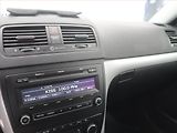 Škoda Yeti (2010) 1.2 TSI, Automat - náhled 10