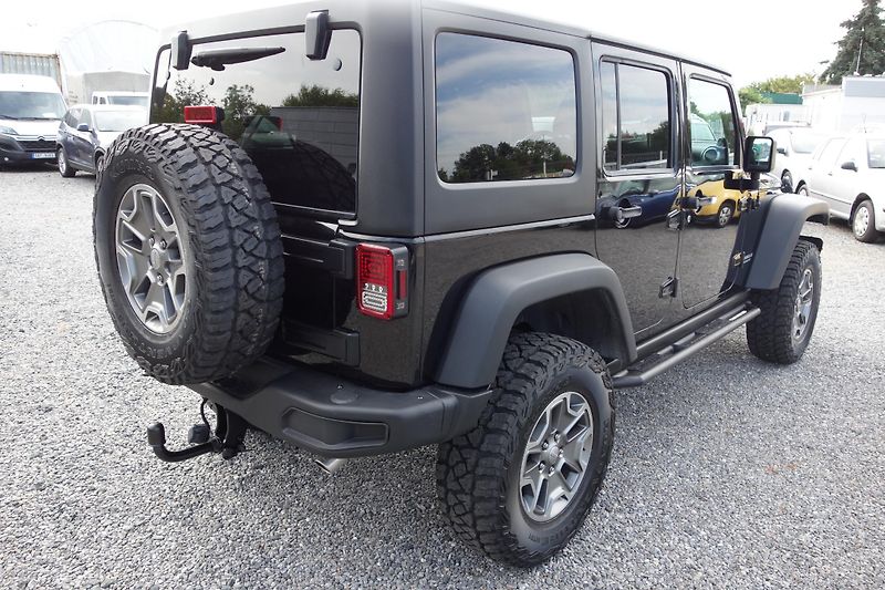 Jeep Wrangler Rubicon Unlimited 2.8CRD - fotka 5 z 26