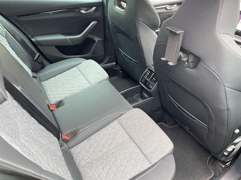 Škoda Octavia (2025) Combi 1.5 TSI SportLine - fotka 12 z 39