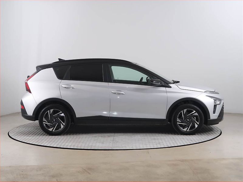 Hyundai Bayon (2023) 1.2 i, Serv.kniha, Tempomat - fotka 6 z 14