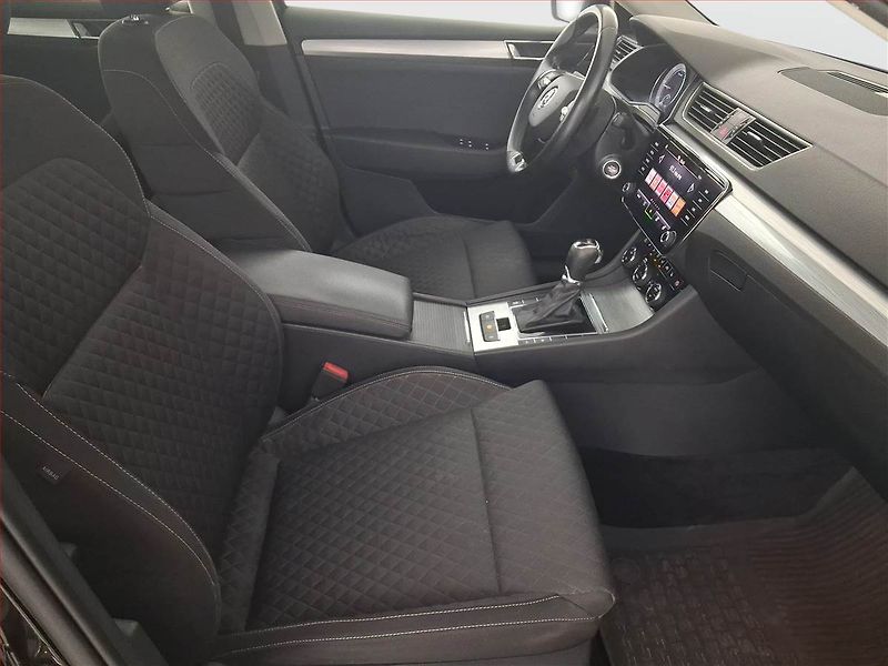 Škoda Superb (2021) 2.0 TDI, Automat, ČR,1.maj - fotka 9 z 31