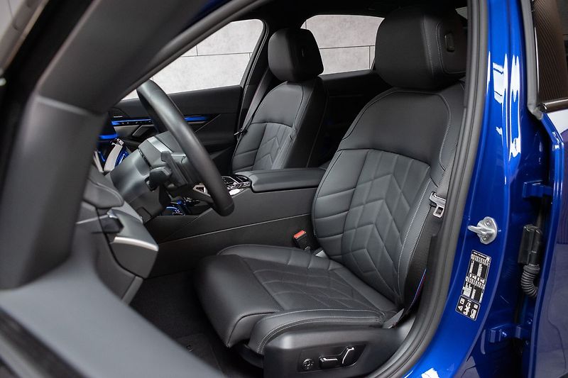 BMW Řada 5 540d xD ///M*ZÁRUKA*TAŽNÉ*ČR 1 - fotka 11 z 51