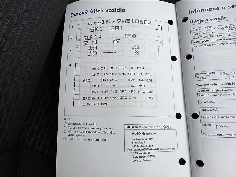 Volkswagen Golf 1,4 i 16V TRENDLINE 1.maj. ČR - fotka 46 z 50