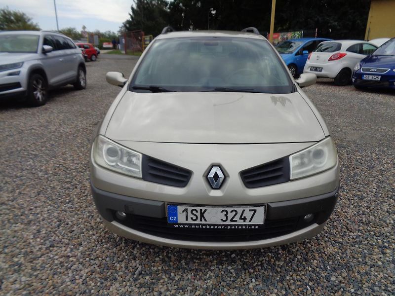 Renault Mégane 1,6 - fotka 2 z 12