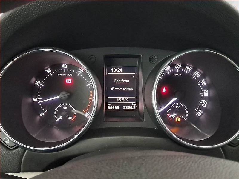 Škoda Yeti (2012) 1.4 TSI, Serv.kniha, Tempomat - fotka 11 z 15