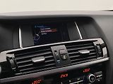BMW X3 XDRIVE 20d AUT  - náhled 42