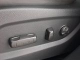Hyundai Santa Fe (2015) 2.2 CRDi, 4X4, Automat - náhled 25