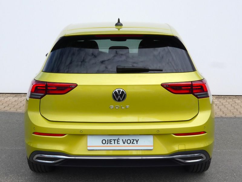 Volkswagen Golf (2020) Style 1,5 TSI - fotka 11 z 30