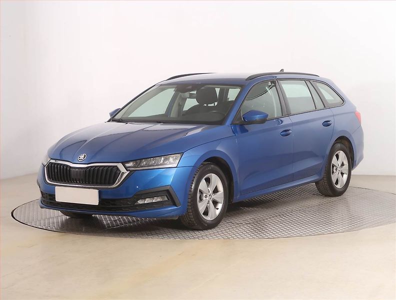 Škoda Octavia (2021) 2.0 TDI, Automat, Serv.kniha - fotka 2 z 22