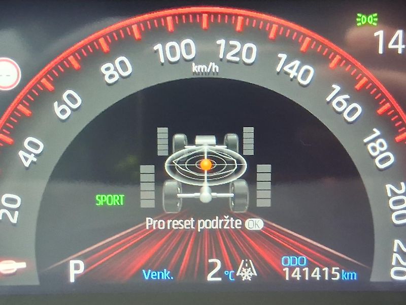 Toyota RAV4 COMF. STYLE 2.0 VVTi 4x4 129kW - fotka 19 z 27