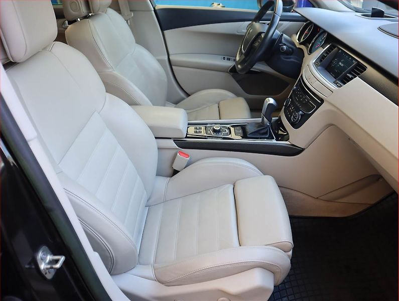 Peugeot 508 (2013) 2.0 HDi, Automat, Serv.kniha - fotka 9 z 22