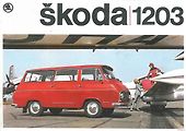 Reklamní letáky a prospekty na socialistické osobní automobily