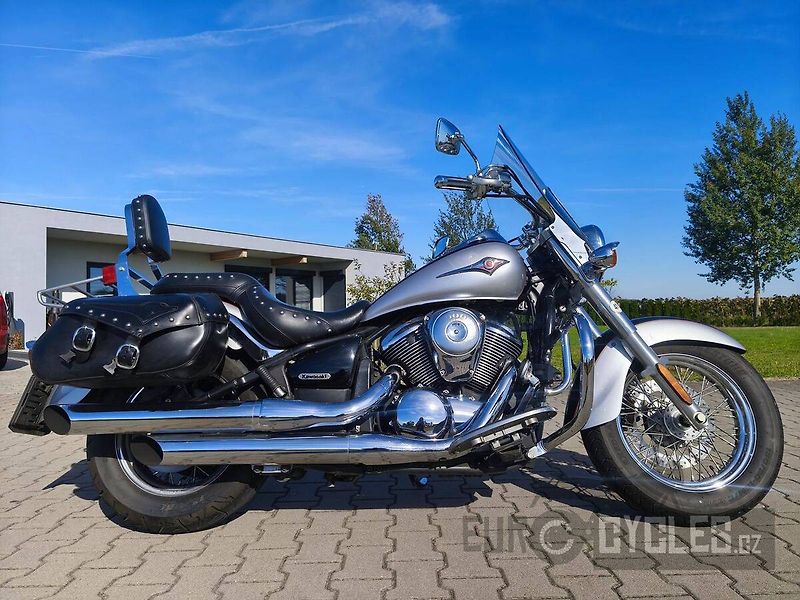 Kawasaki VN 900 Custom (2007) - fotka 1 z 11