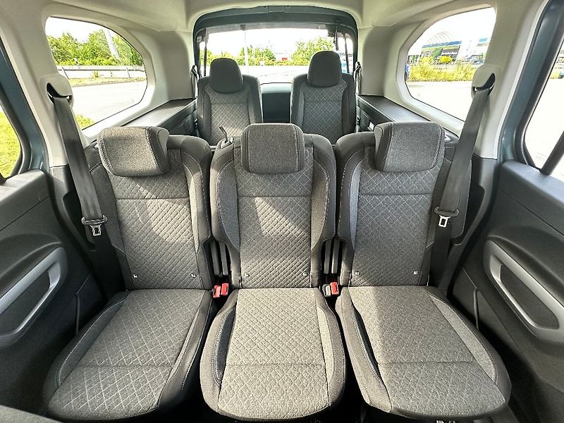 Opel Combo (2026) 1.5 CDTi 131K Elegance+ L2 AT8 - fotka 14 z 15
