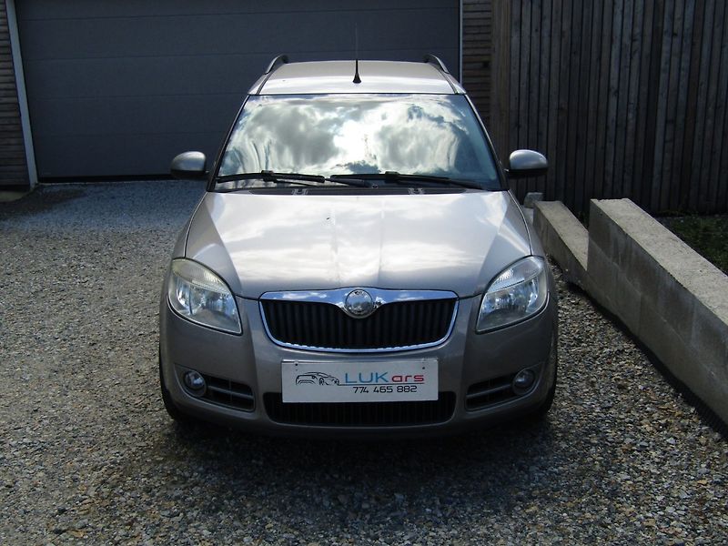 Škoda Roomster (2008) 1.9 TDI 77kW  BEZ DPF - fotka 7 z 36