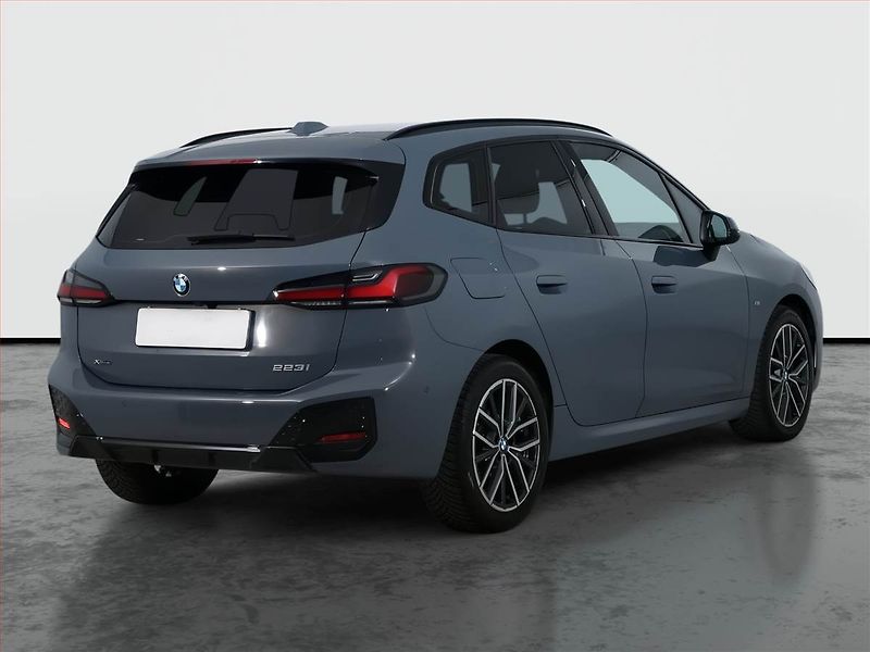 BMW Řada 2 (2023) M Sport 223i xDrive Active T - fotka 5 z 24