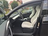 Tesla Model Y RWD 220kw TZ 92,5 % - náhled 11
