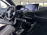 Peugeot 2008 1,2PT 130*AT8*Allure*Kamer*DPH - náhled 14
