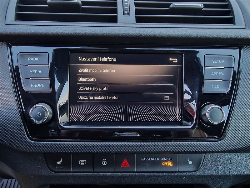 Škoda Fabia 1.0TSI Tour, původ ČR, 1.Maj. - fotka 27 z 49