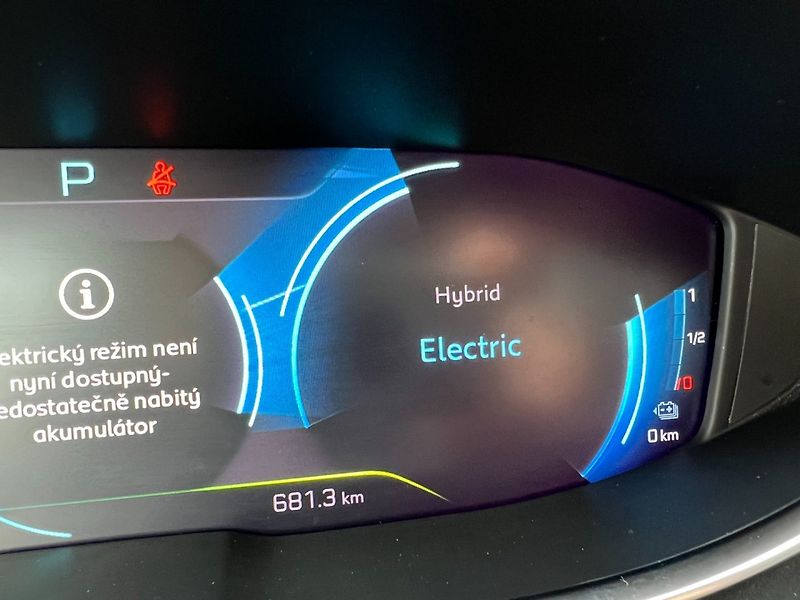 Peugeot 3008 (2021) 1.6 Plug-In-hybrid! ALLURE! - fotka 28 z 40