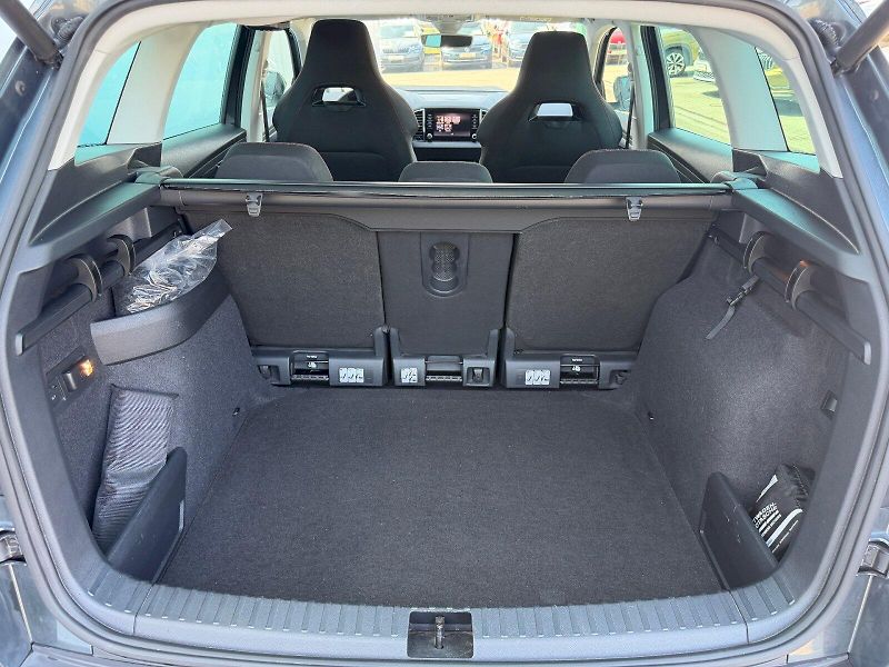 Škoda Karoq (2020) 1.5 TSI 110kW DSG Style - fotka 33 z 35