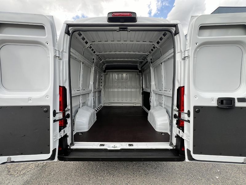 Toyota Proace Max Active 2.2D L2H2 ČR 1.MAJ. DPH - fotka 25 z 32